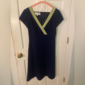Donna Ricco Navy V-Neck Dress – Size 6